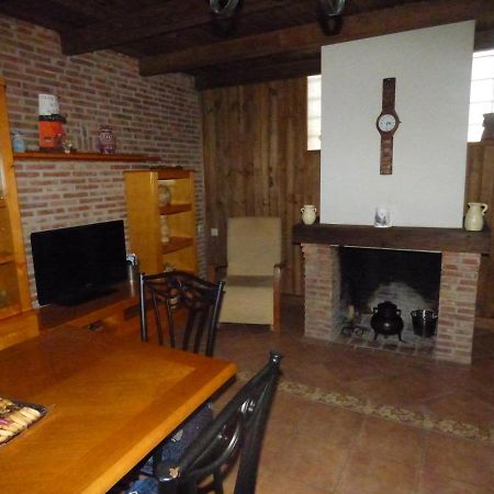 Villa Un Rincon Salmantino Navasfrías Esterno foto